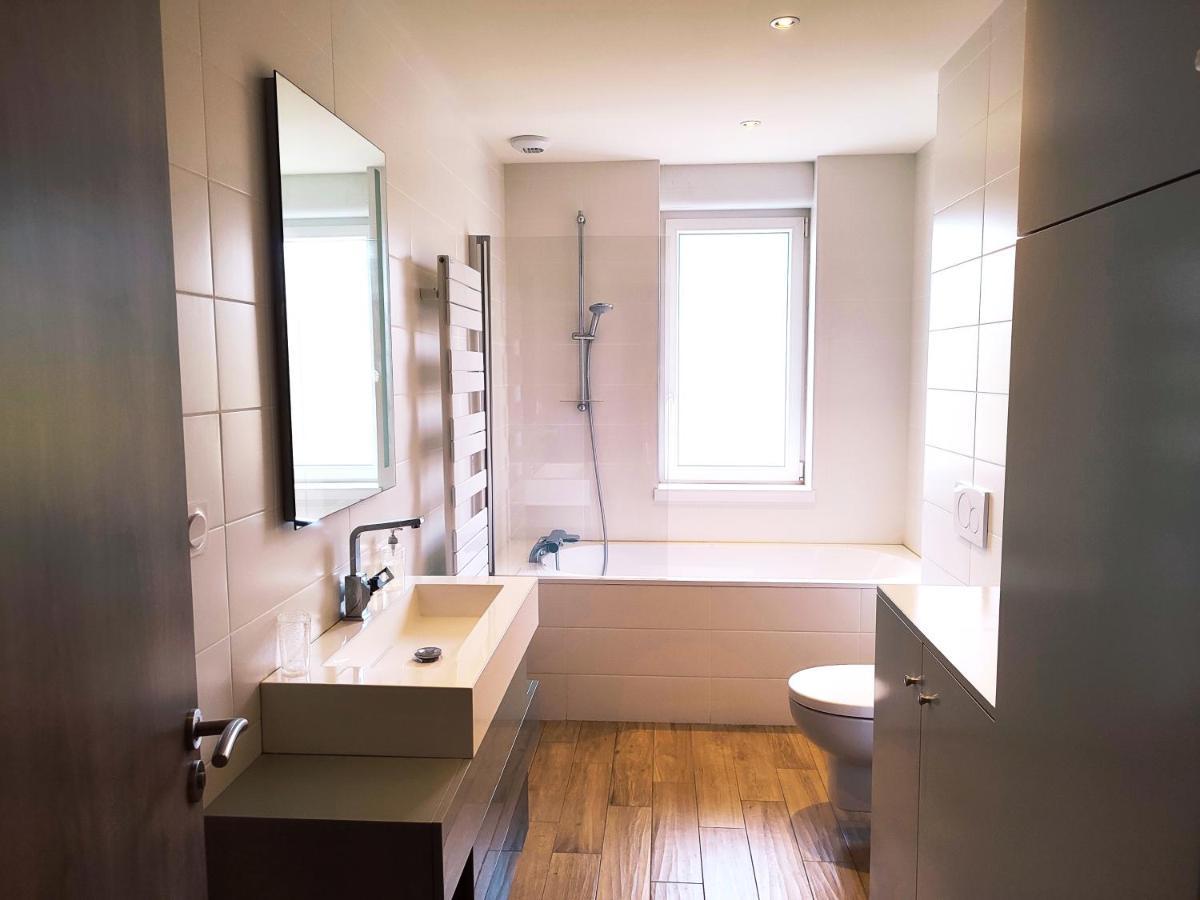 Le 6, Appartement 5 Etoiles A Moins De 100M Du Bord Du Lac De Gérardmer Kültér fotó